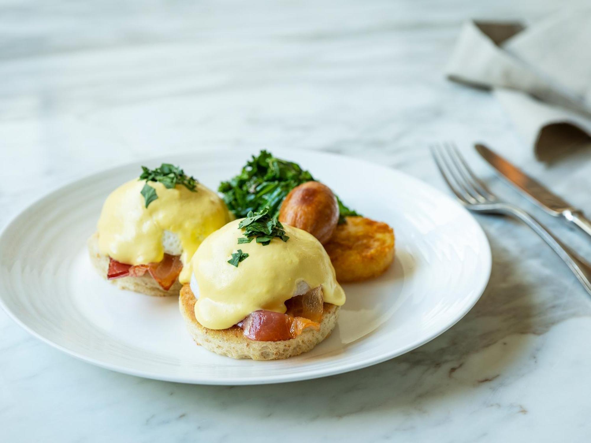 Mitsui Garden Hotel Roppongi Tokyo Premier Eksteriør bilde Eggs Benedict
